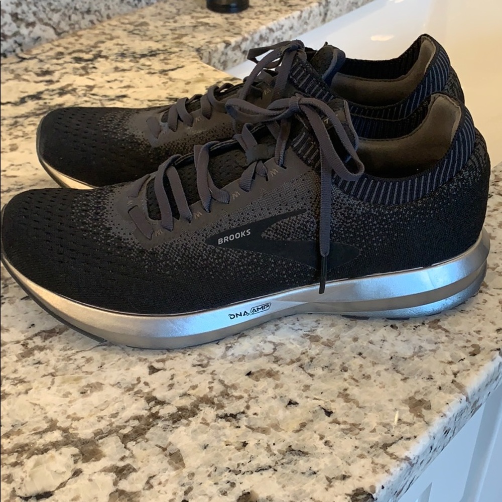 Men’s Brooks Running Levitate 2